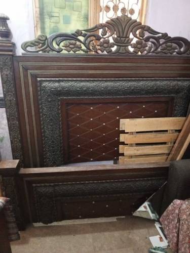 double bed for sale urgent