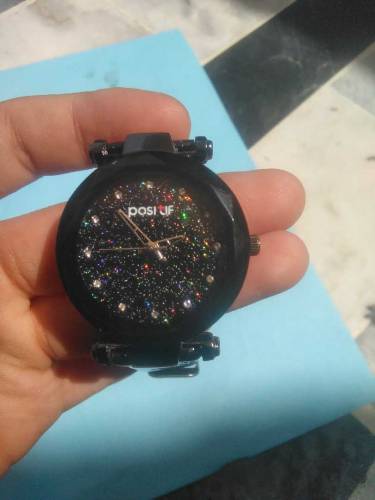 black 🖤 color watch with sparkle design same as show in pic