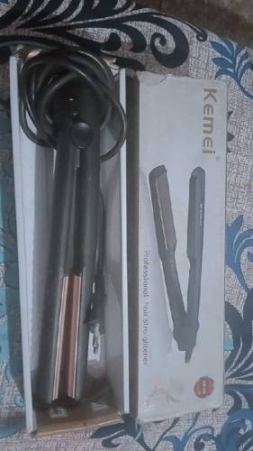 Hair straightener 