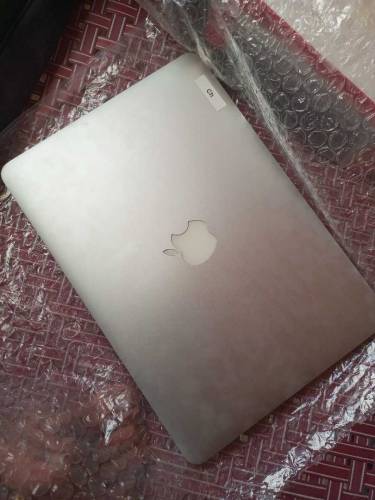 MacBook Pro 2015 (Early) 8GB Ram 512GB SSD