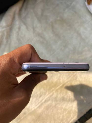 urgently sell condition 10by10 A32 sumsung 