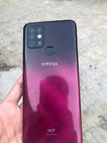 Infinix Hot 10 6 Ram 128 Memory With Box
