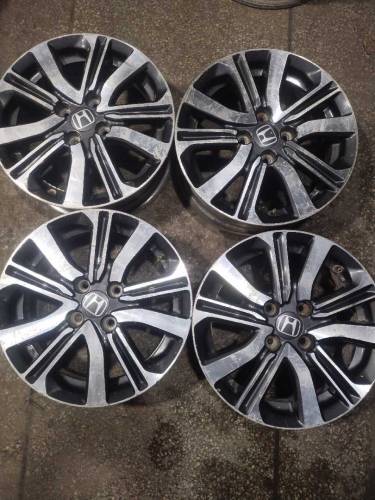 Honda city Aspire Original 15 size set Available 