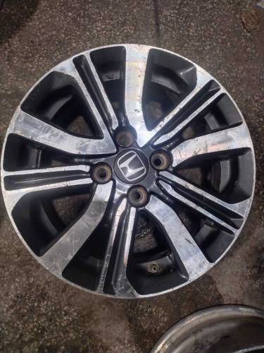 Honda city Aspire Original 15 size set Available 