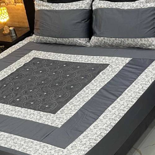 1 flat bedsheet with 2 pillowcase king size bedsheet 💯% authentic prod