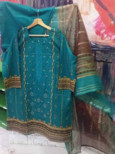 3 piece lawn suits 
