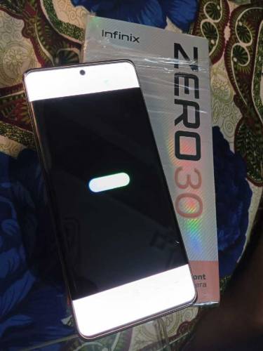 Infinix zero 30 16/256
