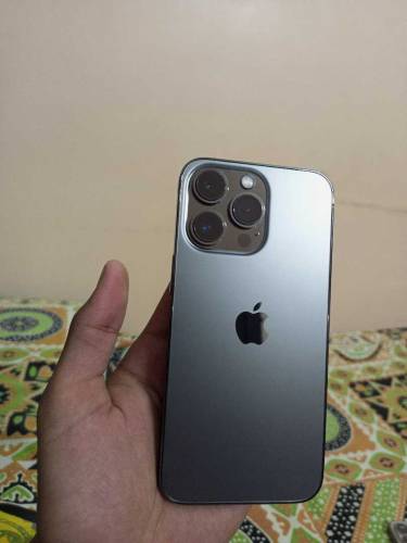 iPhone 13 Pro (Graphite, 128GB) - Perfect Condition