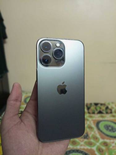 iPhone 13 Pro (Graphite, 128GB) - Perfect Condition