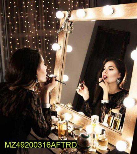 mirror and ring light 