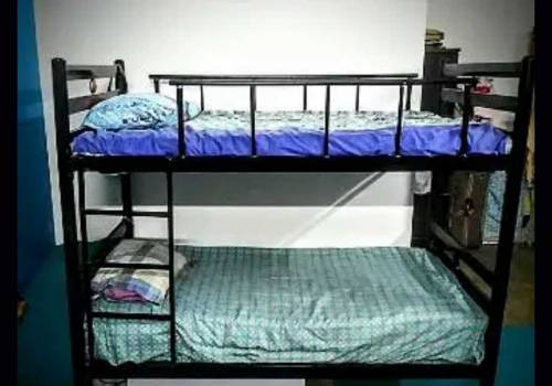 Bunker bed 