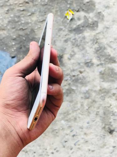 Iphone 8 plus 64gb pta approved