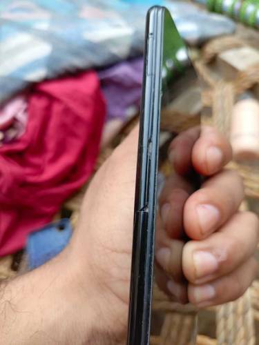 vivo y83 6/128 urgent sale condition 10/8