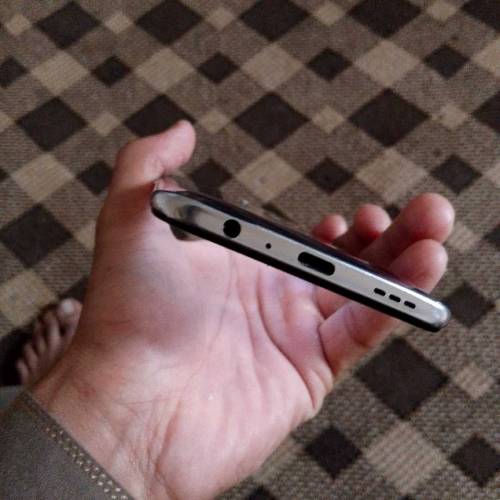 oppo Reno z 8/256 used phone but condition new no repear best for Game