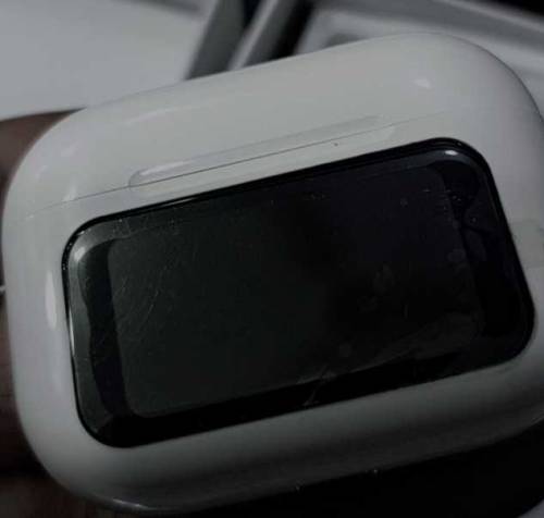 airpod with screen 