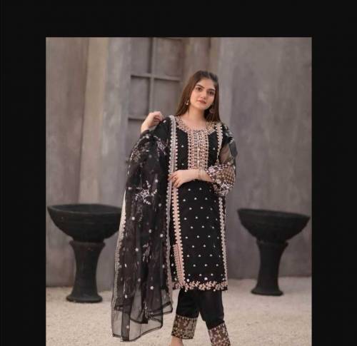 3 pcs Stitched woman's Embroidered