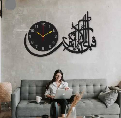 wall clocks 