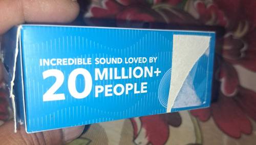 earbuds 