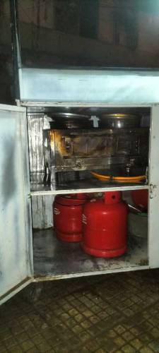 french fries stall/cabin