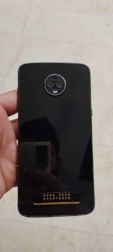 MOTO Z3