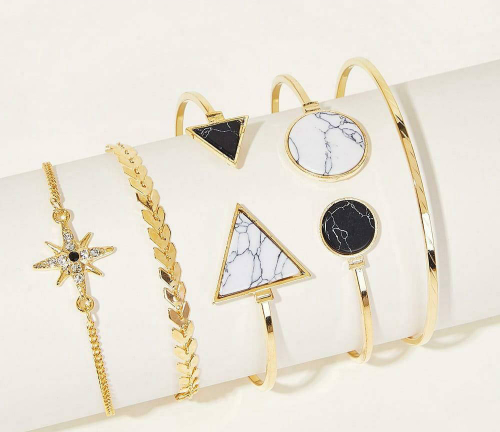 Bracelet set 5 pieces .