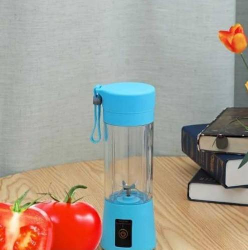 USB Rechargeable Juicer - Portable with 6 Blades