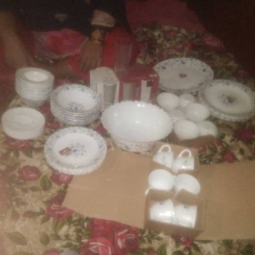 crystal dish set pthar dinner set urgent for sale