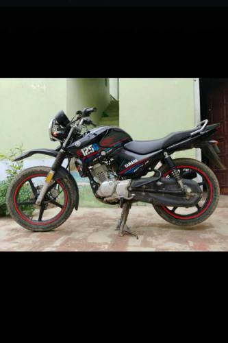 Yamaha YBRg 125 Bick 