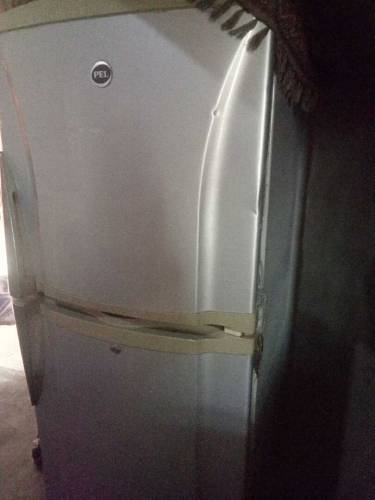 fridge  medium  used