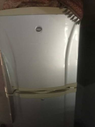 fridge  medium  used