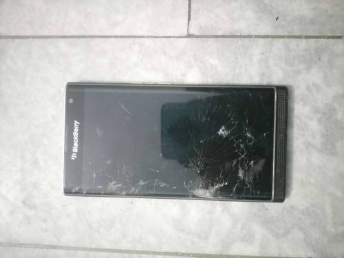 BLACK BERRY PRIV 1 