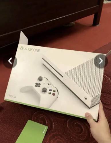 XBOX ONE S 