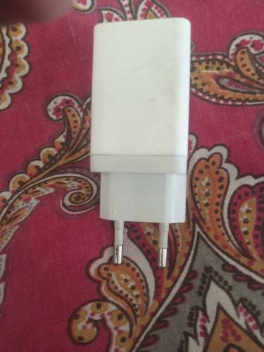 Oppo orgnal box wala adapter for sale good condition 2 amper 10 watt