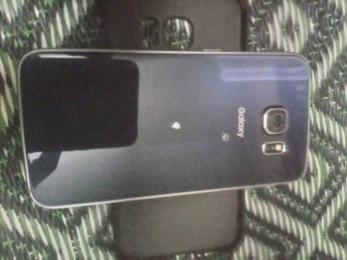 camera is crick color is blue in 1 month used decomo