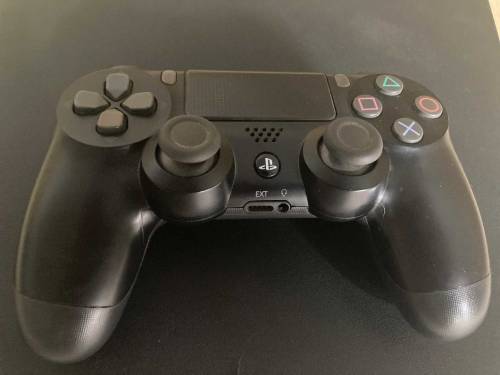 PS4 SLIM 1 TB