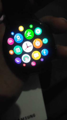 clock Galaxy watch 6 full New condition