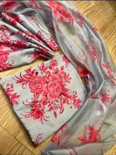 Unstitched dresses 