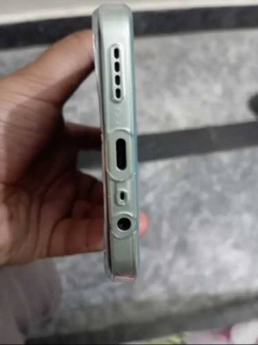 Realme C63 6/128 