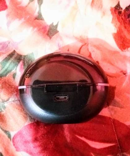 TWS Y80 EARBUDS