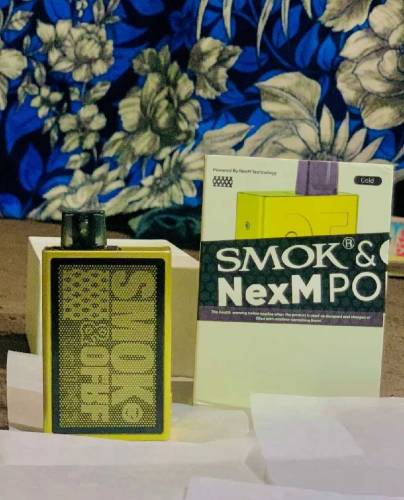 Vape Kit with original box and data cable and one Extra coil