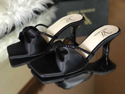 ladies shoes