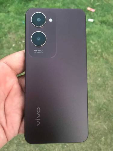 Vivo Y 18