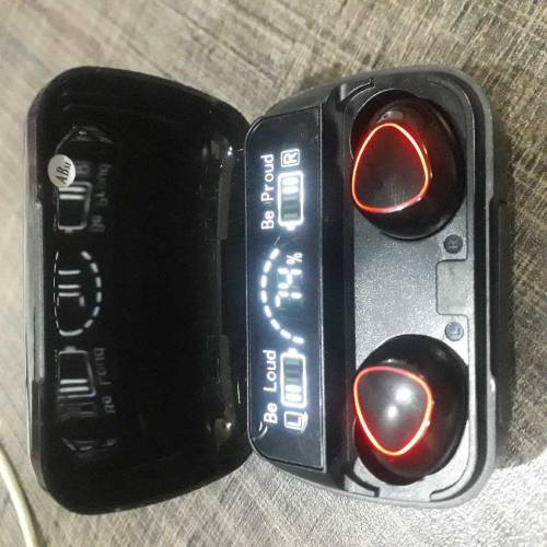 Earbuds Odionic led display