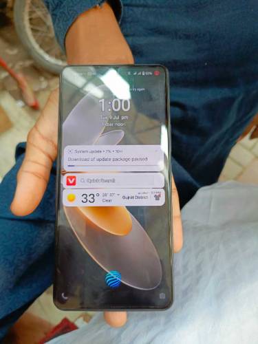 vivo27 16gbram 256 gb daba charger cable original urgent sale 