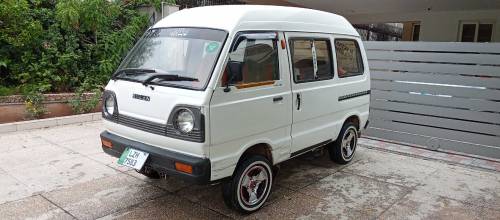  Suzuki bolan carry.2004 lhr number 750000
