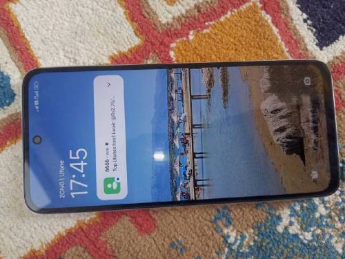 mobile phone sell set is clear and used only 7 months 
