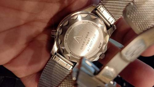 omega seamaster 007 edition 