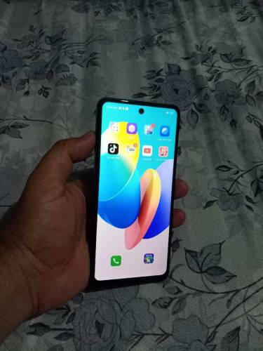 Tecno go 2024