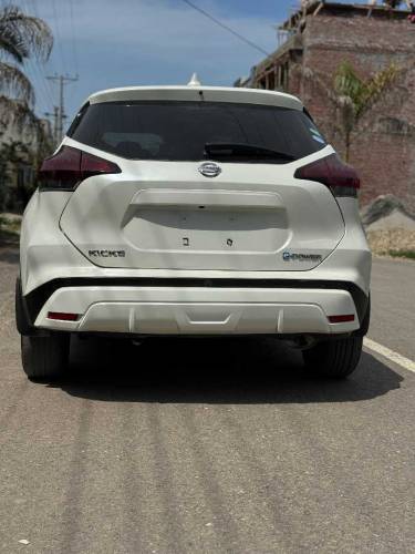 Nissan kicks