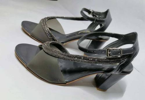 •  Material: Rexine•  Product Type: Women's Wedges•  Sizes: 6, 7, 8, 9